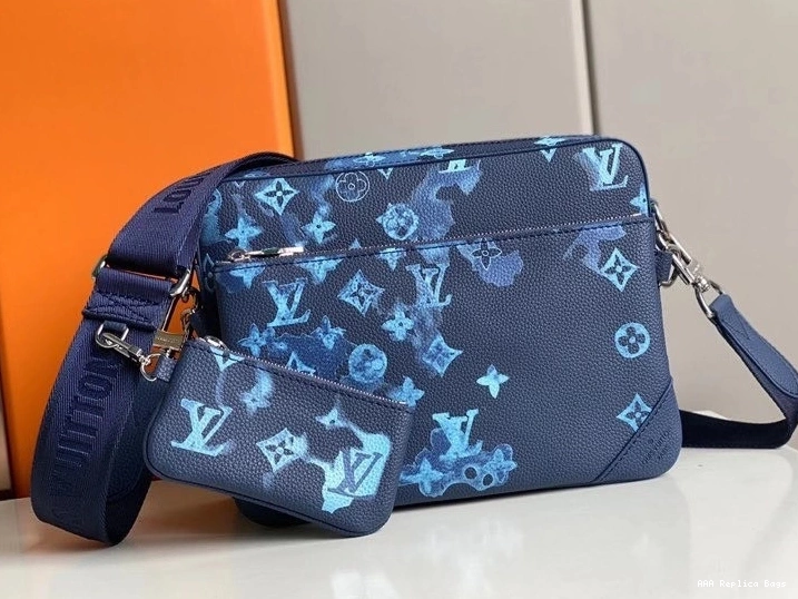 Aaa replica ru LOUIS MESSENGER VUITTON TRIO 0730